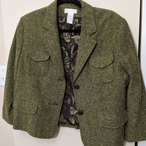 Jacket - Picture 1 of 4